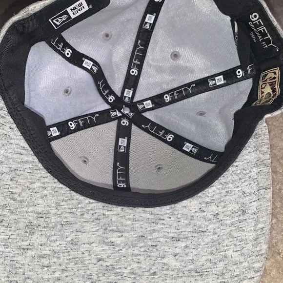 Bulls SnapBack - Picture 2 of 3